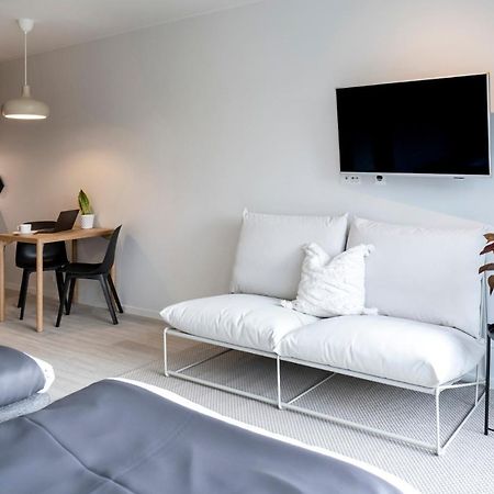 Hoom Home & Hotel Sigtuna Rosersberg Buitenkant foto